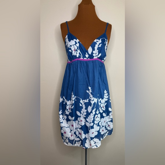 Aeropostale Dresses & Skirts - Aeropostale Blue Floral Embroidered Smocked Tie Back Mini Dress Size Medium